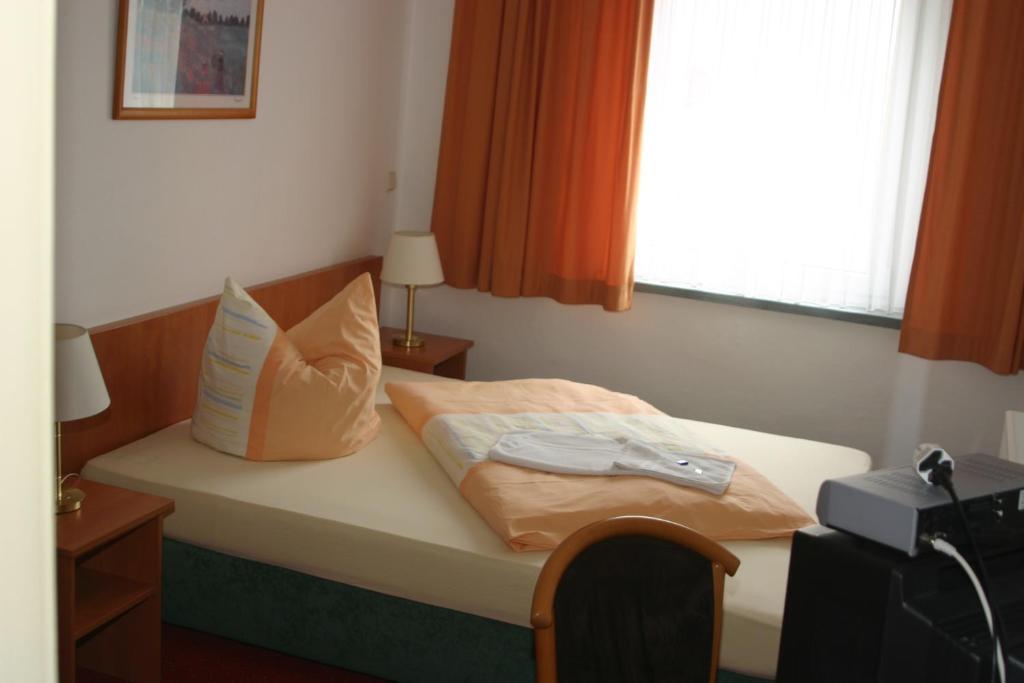 Haus Sankt Florian Bed and Breakfast Halberstadt Værelse billede
