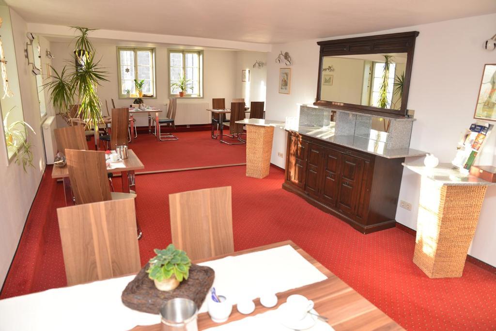 Haus Sankt Florian Bed and Breakfast Halberstadt Eksteriør billede